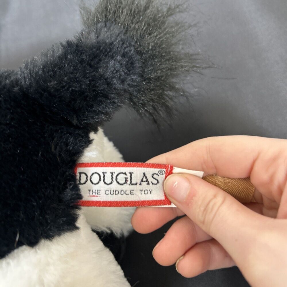 Douglas Cuddle Toys ELSIE the Plush Soft HOLSTEIN COW Stuffed Animal #4621 Chrty - Picture 7 of 10